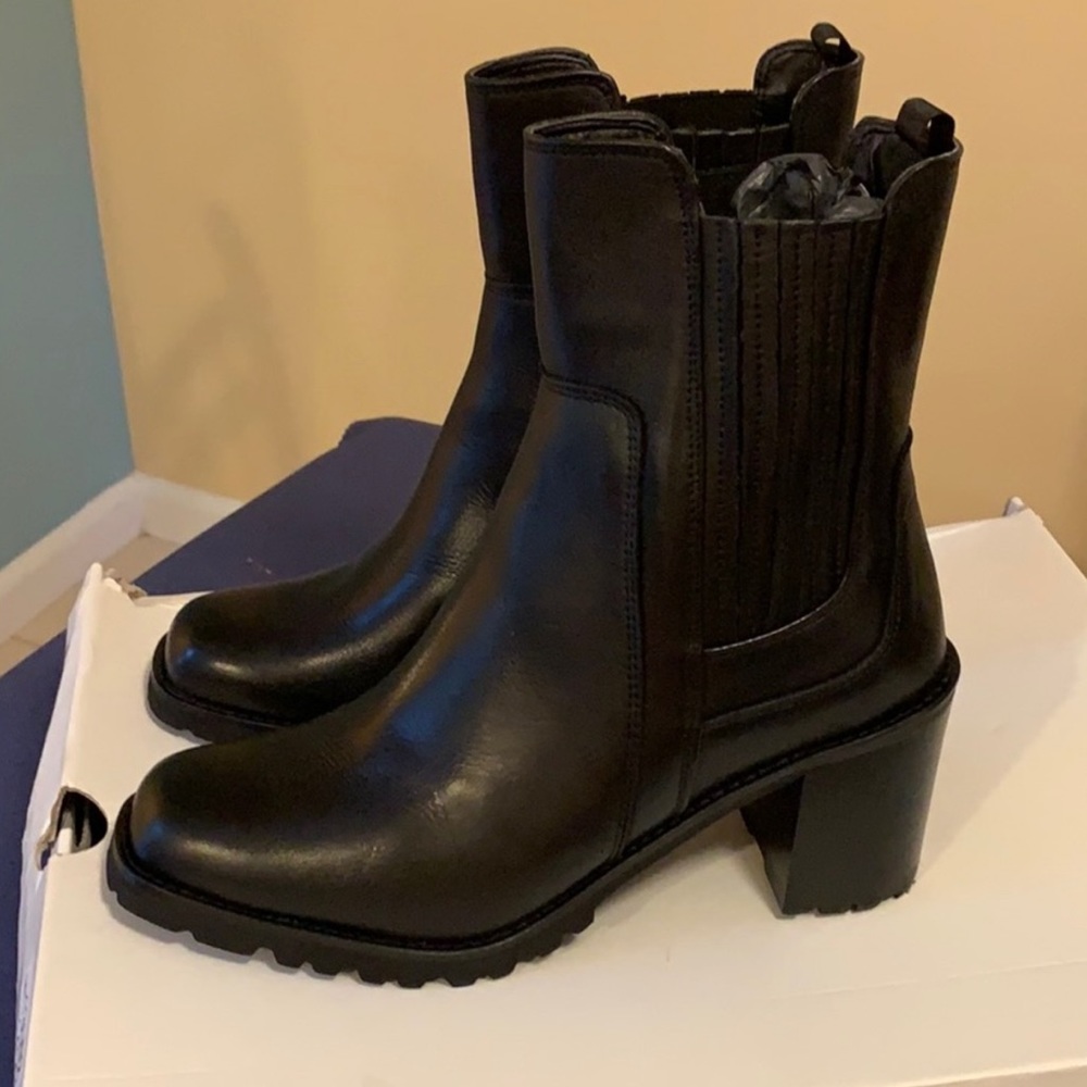 Aldo black leather boot size 9